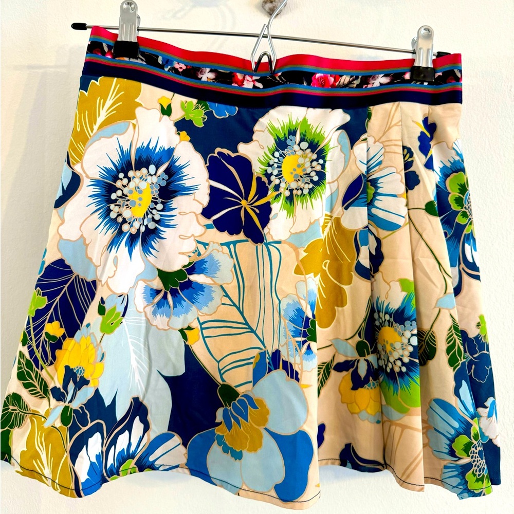 Johnny Was Multicolored Bee Active Flutter Skort